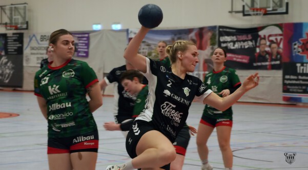 1. Damen müssen sich Tabellenführer geschlagen geben